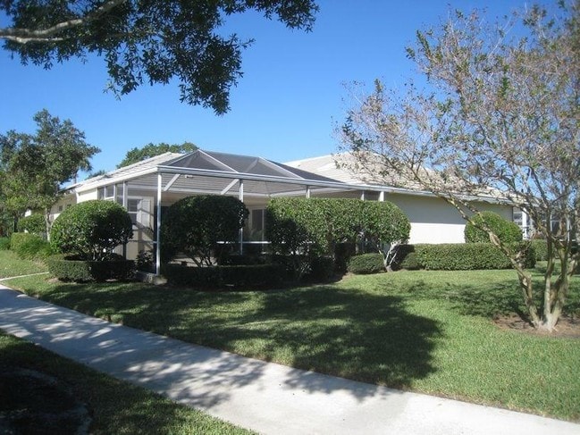Building Photo - 1560 SW Waterfall Blvd