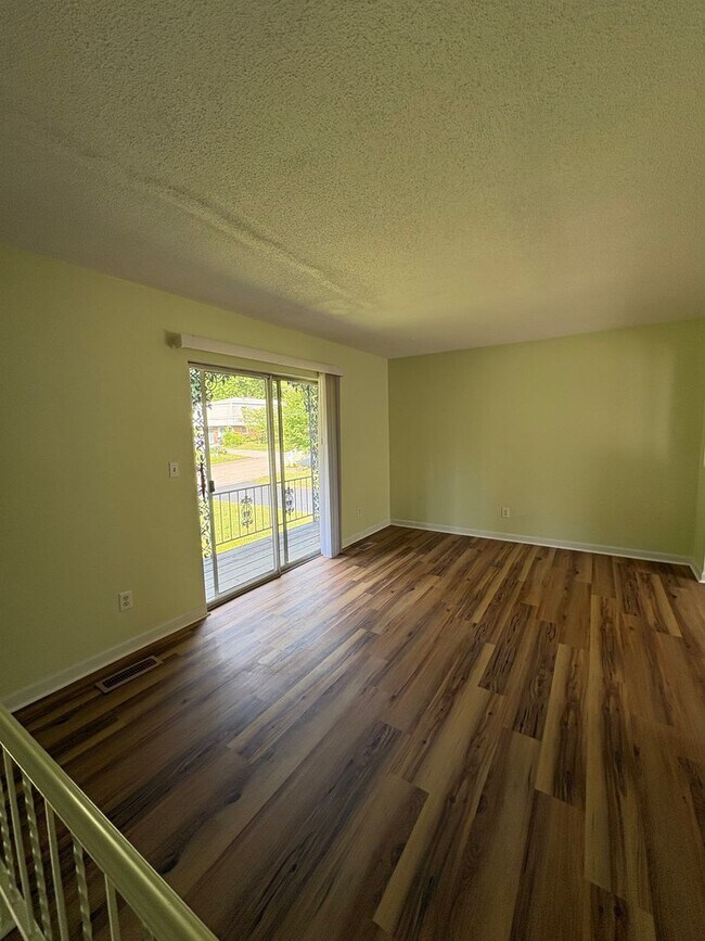 Foto del edificio - 3 Bedroom 2.5 Bath House