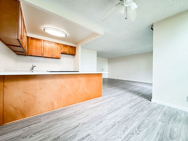 Foto del edificio - Refreshed Mililani Condo