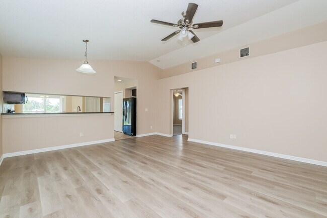 Building Photo - 1010 Larwood Pine Dr