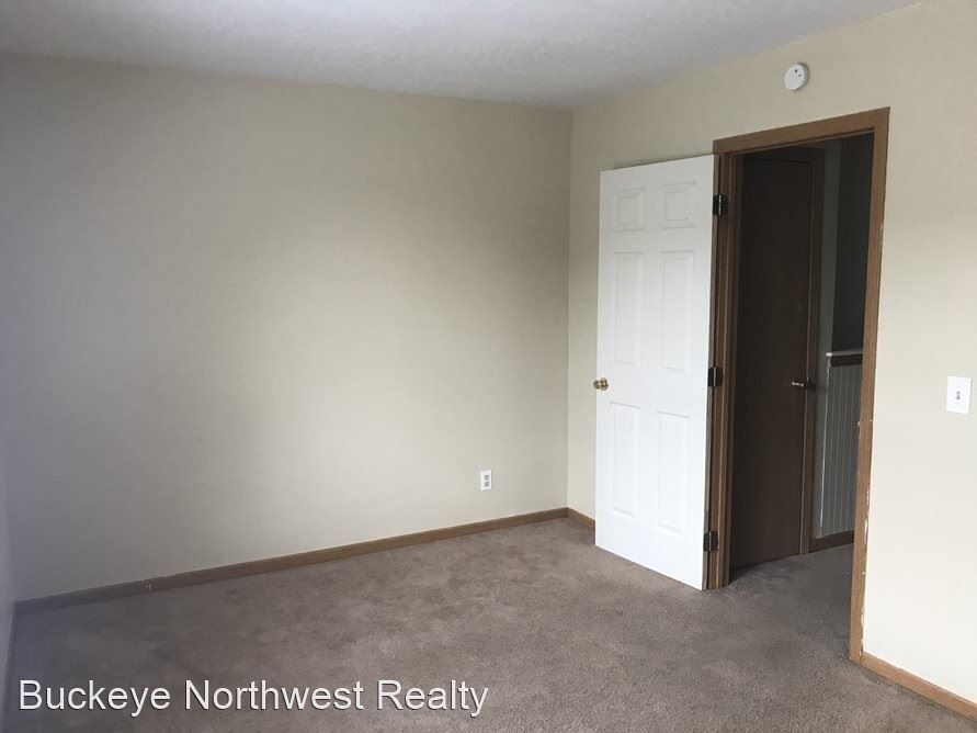 Foto del edificio - 4 br, 1.5 bath House - 401 Sherman St.