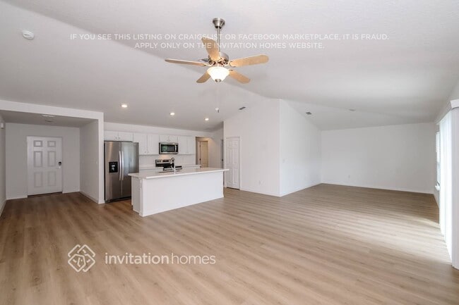 Foto del edificio - 4 Rockingham Ln