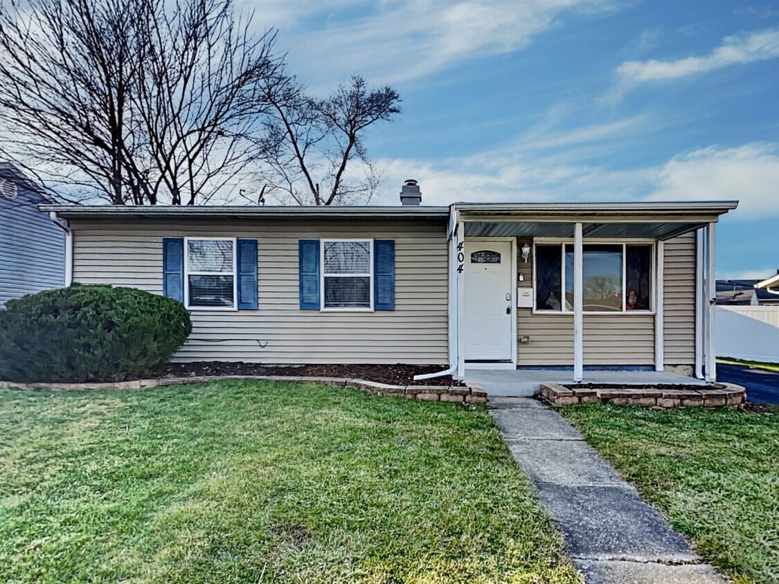 404 Laurel Ave House Rental in Romeoville, IL