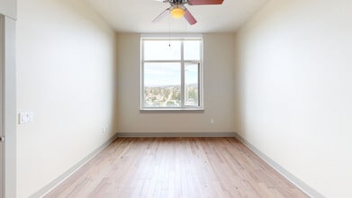 Interior Photo - TEN20