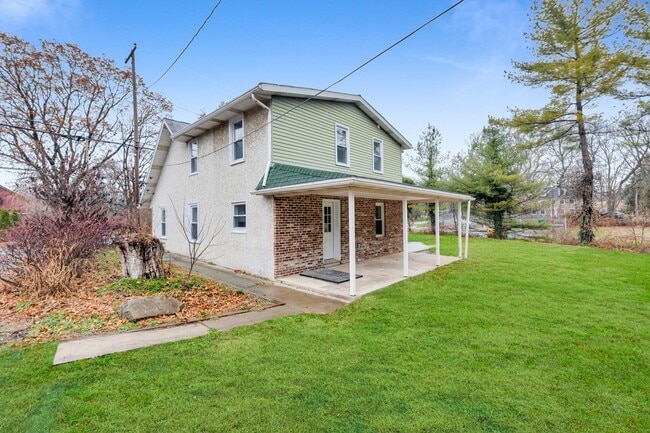 Building Photo - 4453 Old Bethlehem Pike