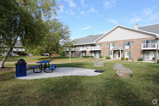 Picnic area - Highland Ridge