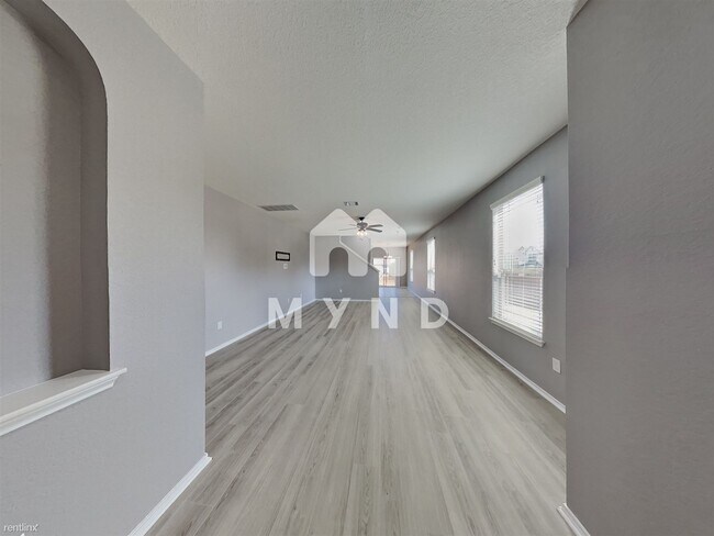 Building Photo - 4 br, 2 bath House - 6227 Fred Couples