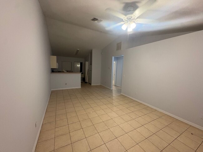 Building Photo - 1000/1002 W 12th Street