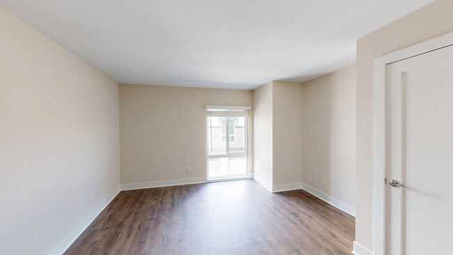 Interior Photo - 27 Seventy Five Mesa Verde