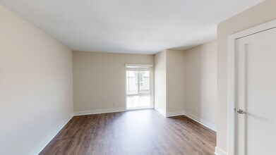Interior Photo - 27 Seventy Five Mesa Verde