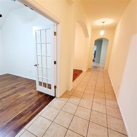 Building Photo - 8948 Arcadia Park Dr
