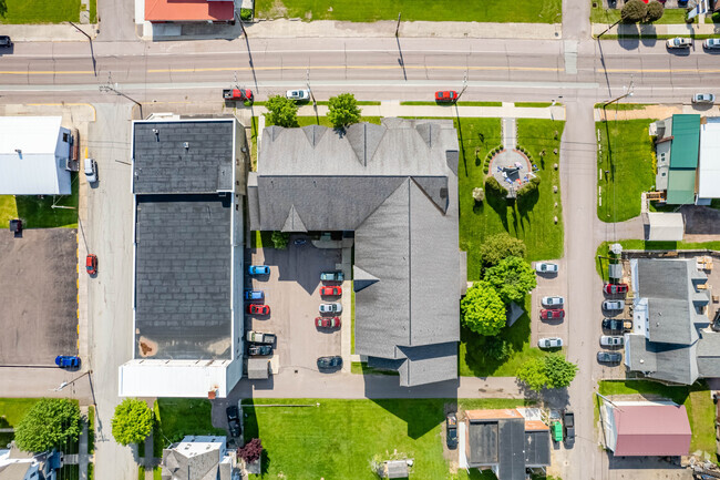 Aerial Photo - Salisbury Manor