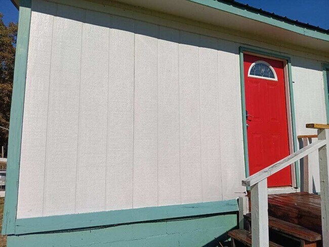 Foto del edificio - 960 County Rd 662