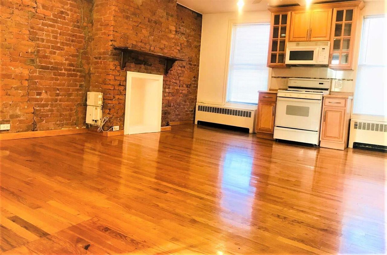 216 Newark Ave, Jersey City, NJ 07302 House Rental in Jersey City, NJ