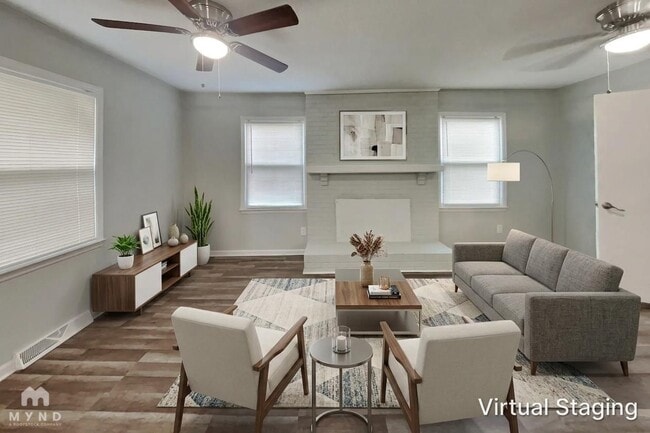 Building Photo - 547 Whitethorn Dr