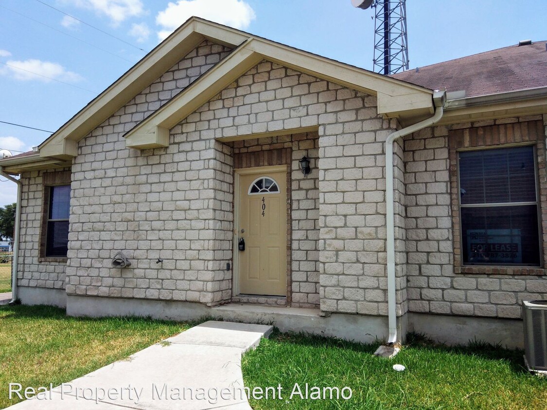 Primary Photo - 104 San Antonio Rd