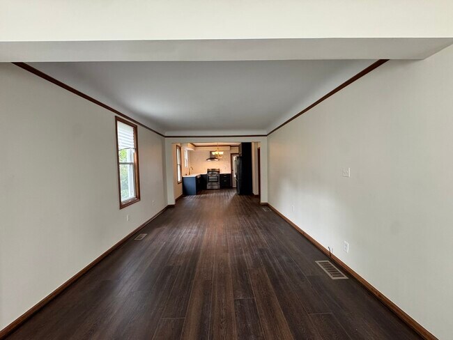 Foto del edificio - 2451 10th St