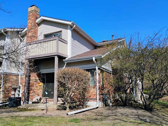 Foto del edificio - 3061 Pheasant Creek Dr