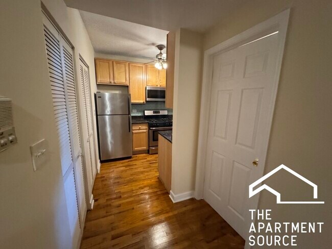 Foto del edificio - 2257 W Rosemont Ave