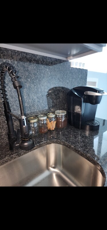 Building Photo - 2 Whittier St