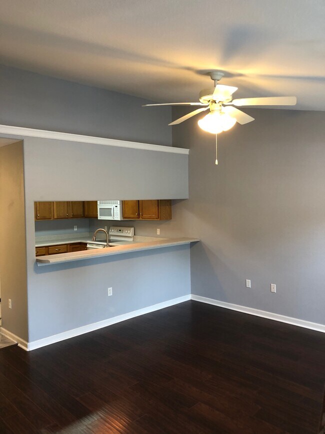 Living Room/Bar - 18 Guinevere Ln