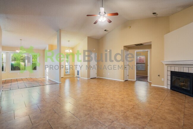 Building Photo - CALL US TODAY AT (505) 808-6467 TO SCHEDUL...