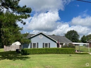Building Photo - 776 Lee Rd 222