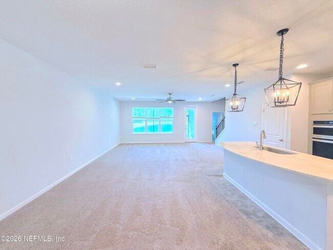 Foto del edificio - 55 Tamar Ct