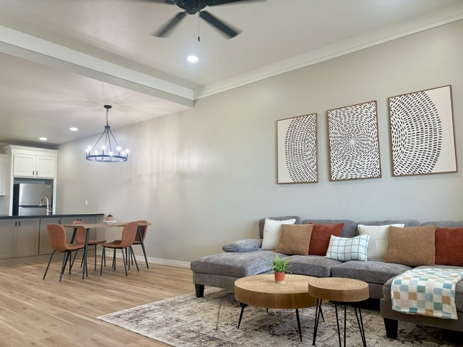 Building Photo - 11075 Tierra Santa Dr