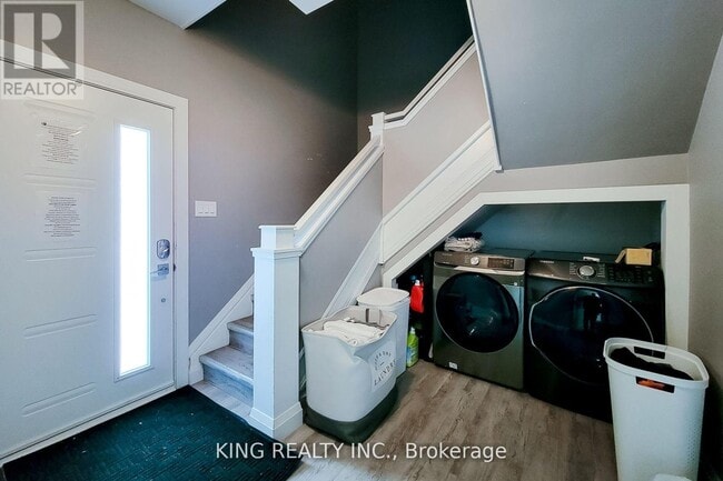 Building Photo - 4464 Ellis St