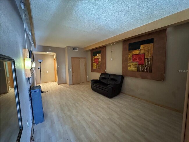 Foto del edificio - 101 Palm Harbor Pkwy