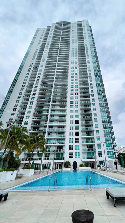 Foto principal - 950 Brickell Bay Dr