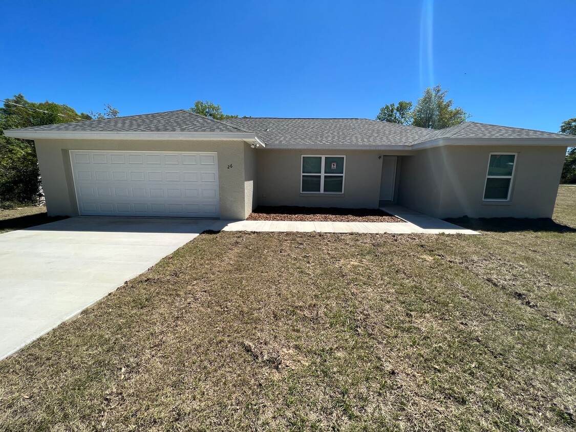 Primary Photo - Lovely 3 Bedroom, 2 Bathroom Home in Ocala!!!