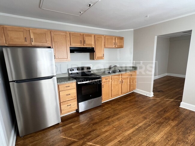 Building Photo - Unique 1 bedroom 1 bath apartment
