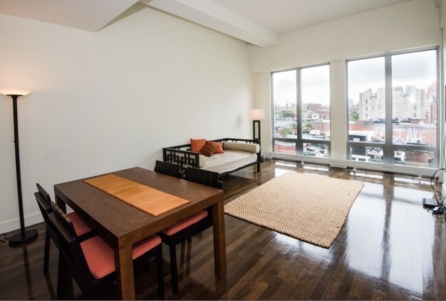 Foto del edificio - 360 Newbury St