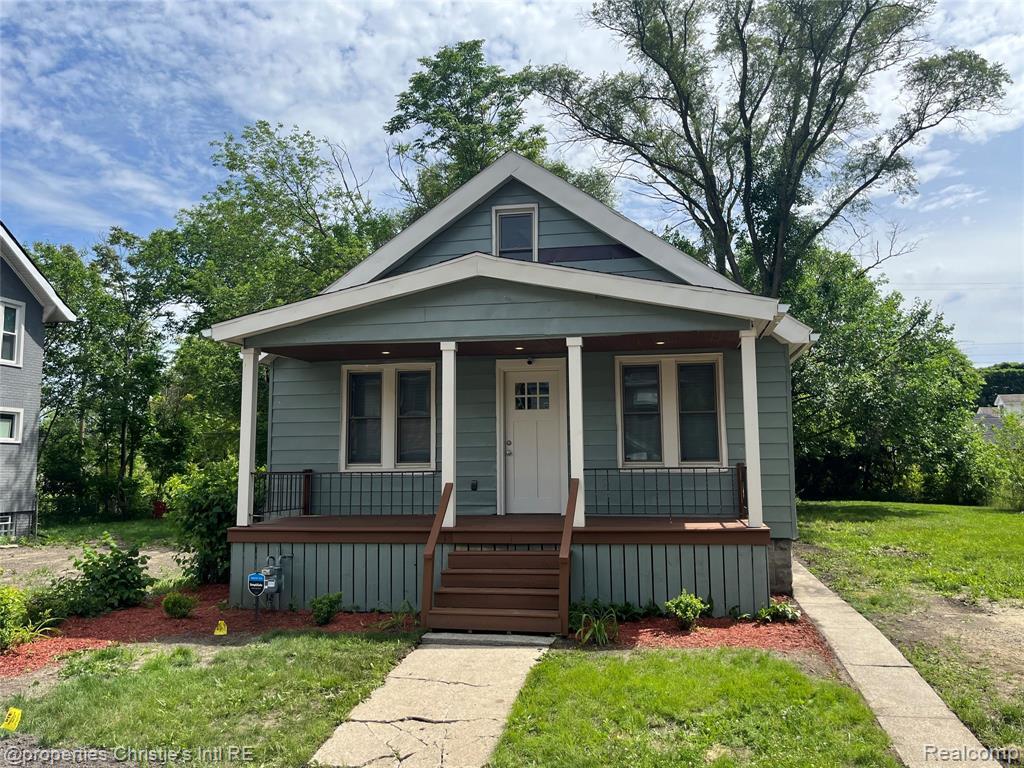 Foto principal - 1965 Brighton St