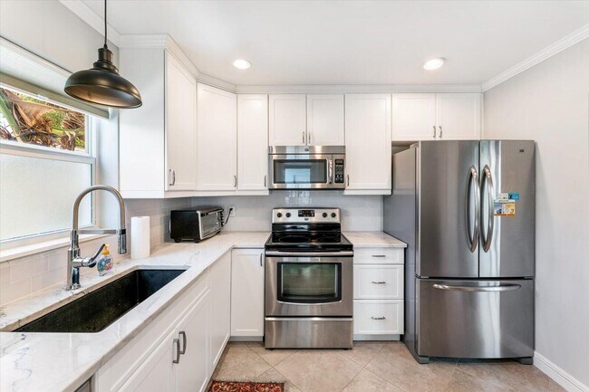 Foto del edificio - 1305 N J Terrace