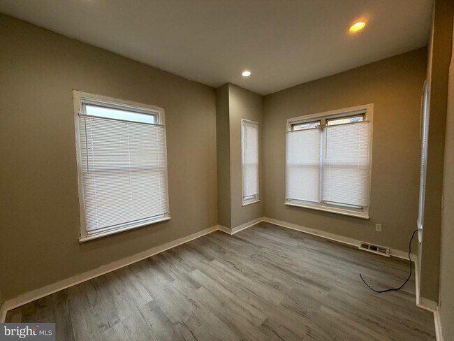 Building Photo - 4643 Leiper St
