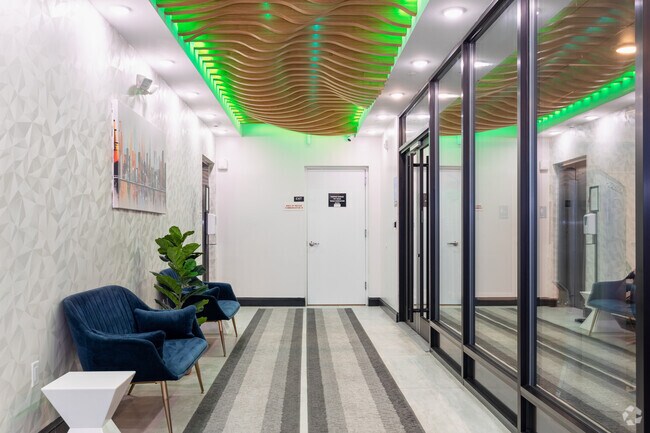 Entrada - Helix Luxury Apartments