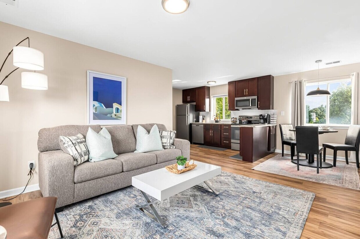 Foto principal - 18375 Mesle St