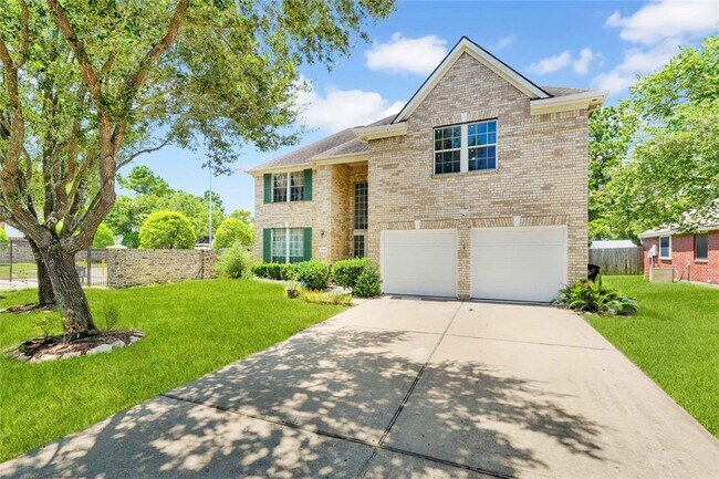 Foto del edificio - 23707 Hackberry Dr