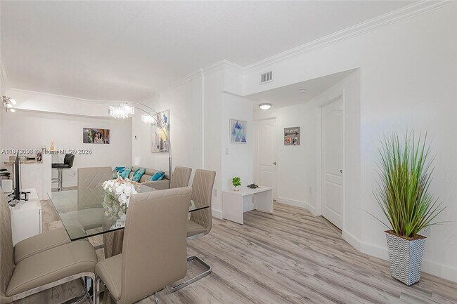 Foto del edificio - 17425 NW 75th Pl
