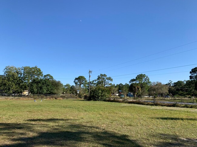 2 acre property - 1161 Lakeview Ave