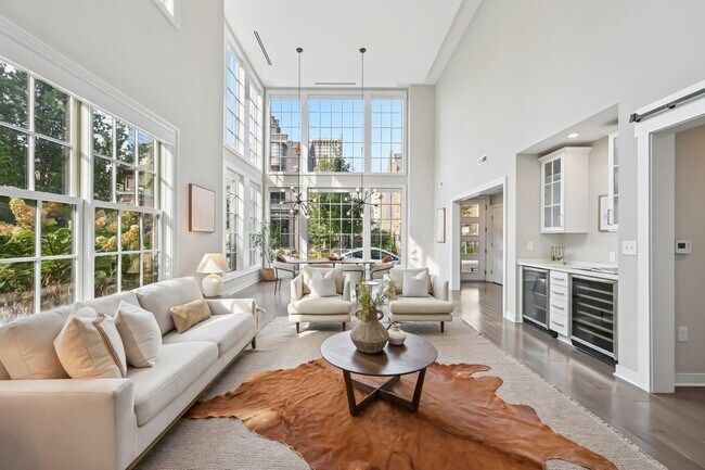 Foto del edificio - 100 Normandy Ave