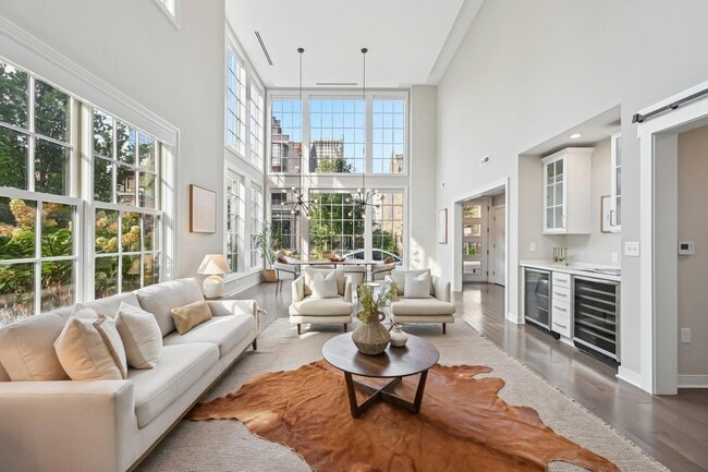 Building Photo - 100 Normandy Ave