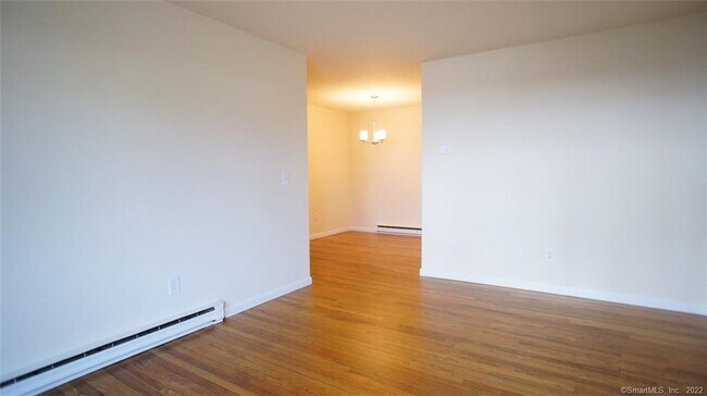 Building Photo - 24 Ferris Ave