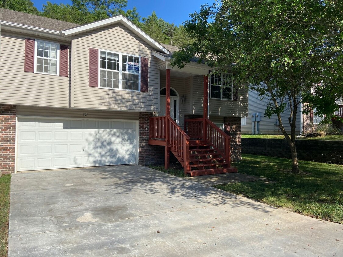 Primary Photo - Patio Home in Heatherbrooke