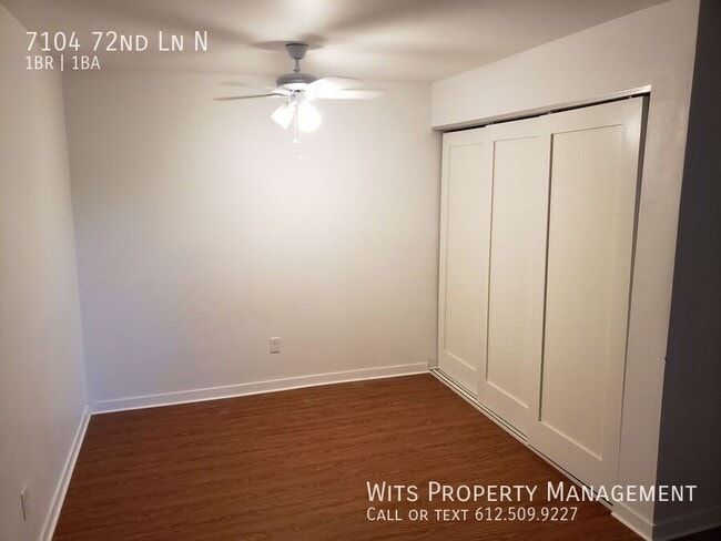 Foto del edificio - 7104 72nd Ln N
