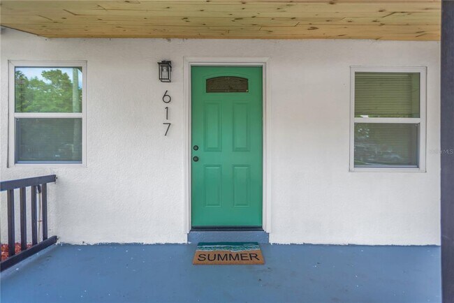 Foto del edificio - 617 Edenville Ave