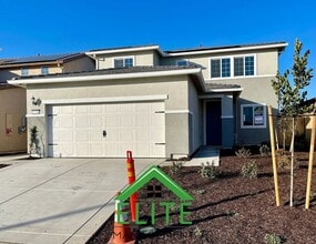 Building Photo - 12741 Spotted Wren Cir
